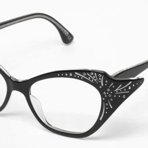 Ecole De Lunetiers Caroline